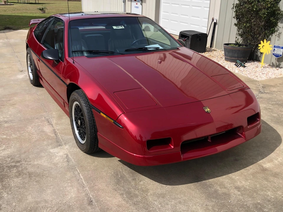 1988 Pontiac Fiero GT - Image 14 of 31