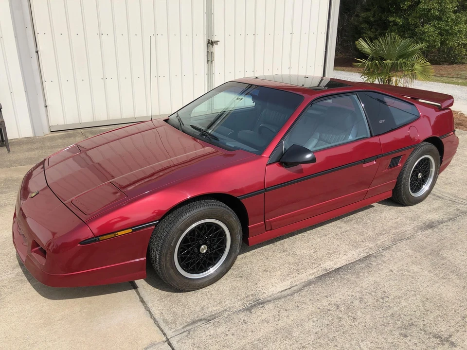 1988 Pontiac Fiero GT - Image 5 of 31