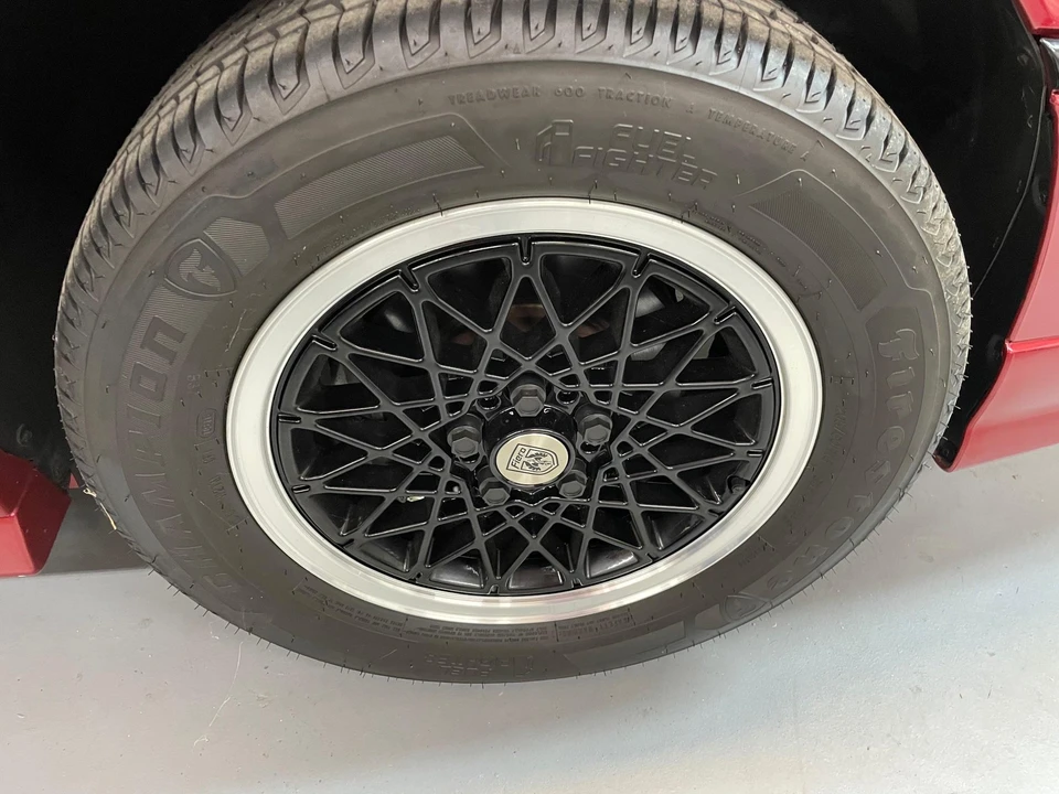 1988 Pontiac Fiero GT - Image 28 of 31