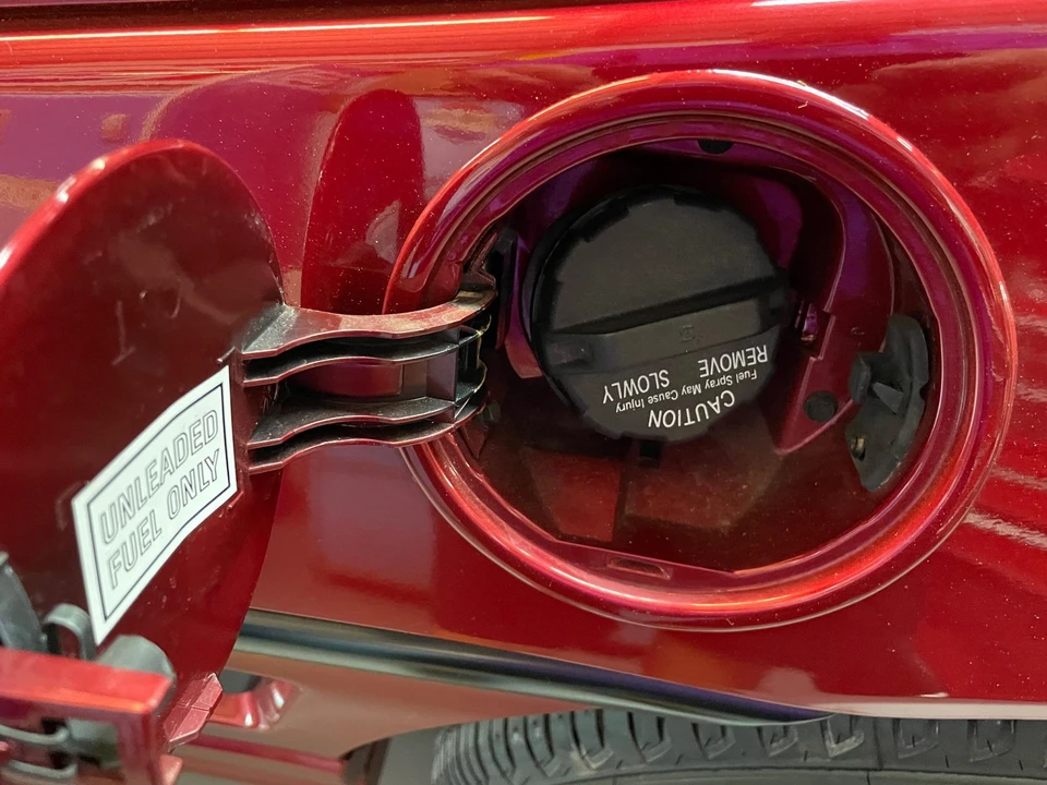 1988 Pontiac Fiero GT - Image 25 of 31