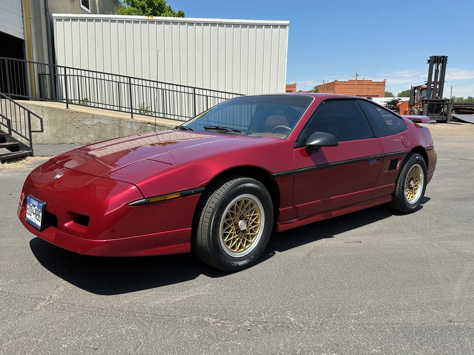 1988 Pontiac Fiero GT - Image 7 of 31