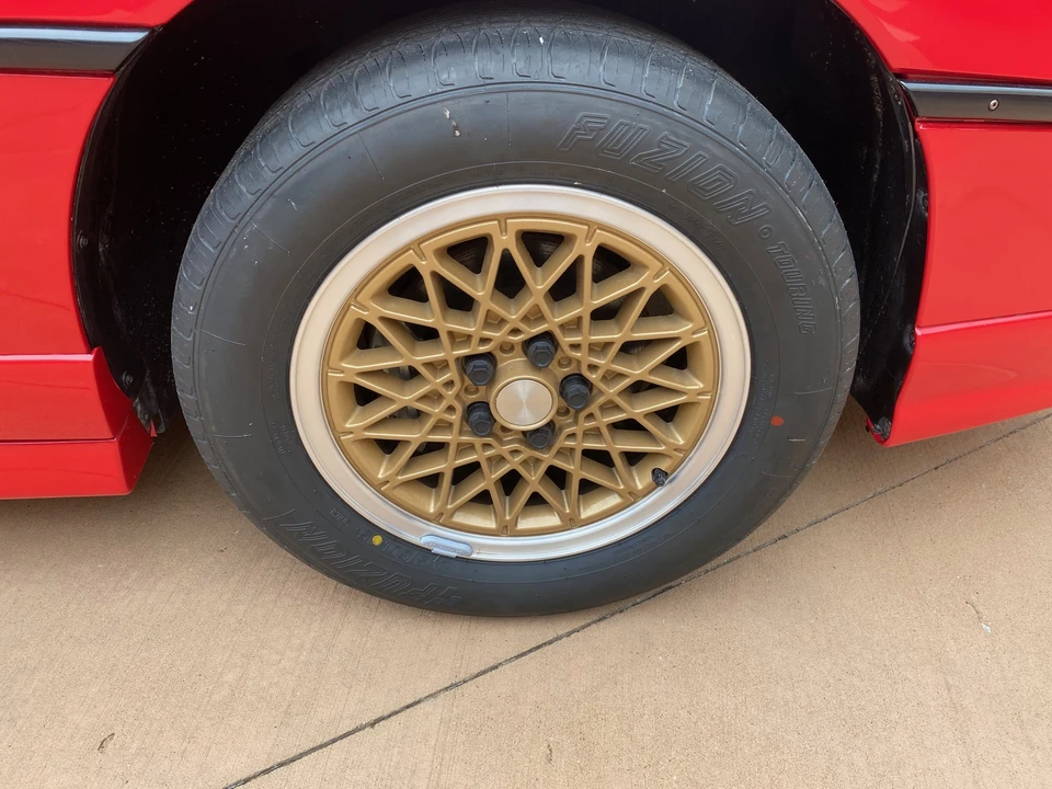 1988 Pontiac Fiero GT - Image 17 of 31
