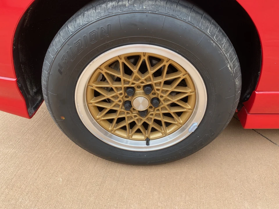 1988 Pontiac Fiero GT - Image 18 of 31