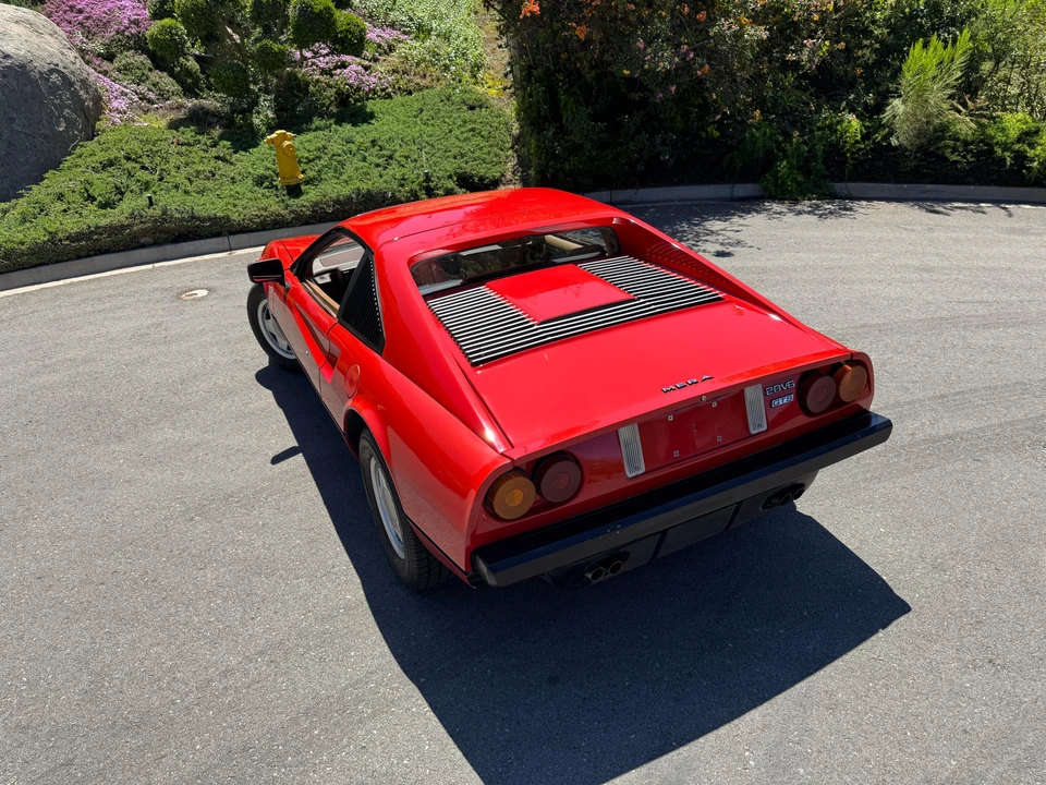 1988 Pontiac Fiero - Image 16 of 31