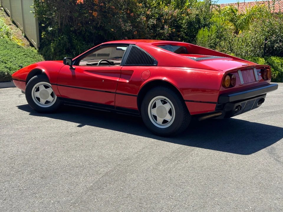 1988 Pontiac Fiero - Image 12 of 31