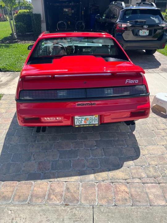1988 Pontiac Fiero Formula - Image 19 of 21