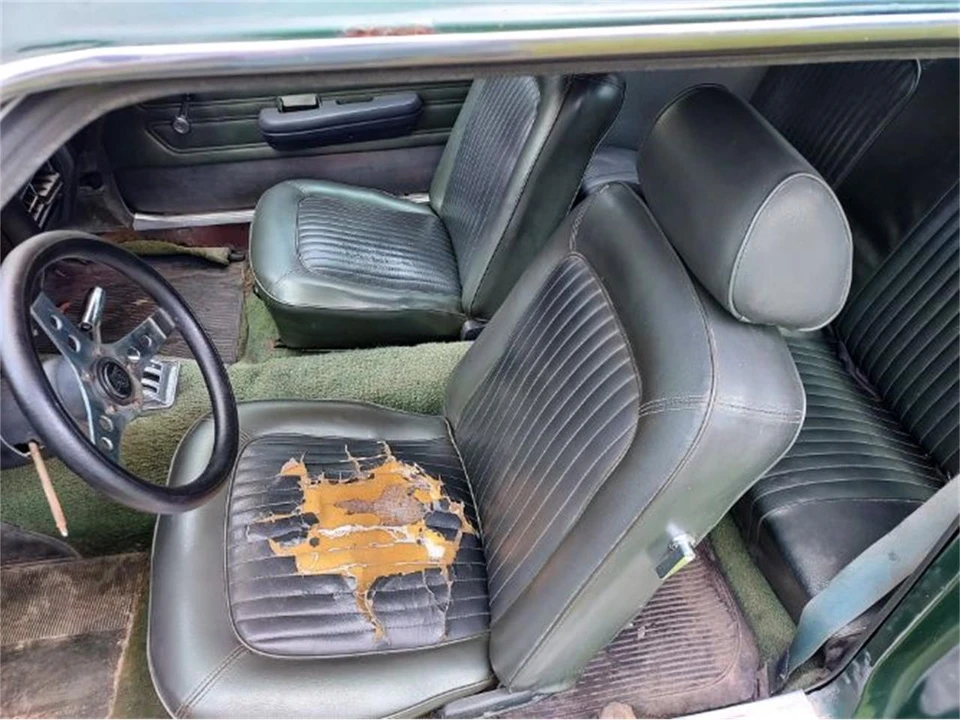 1988 Pontiac Firebird 3rd Gen - Image 6 of 16