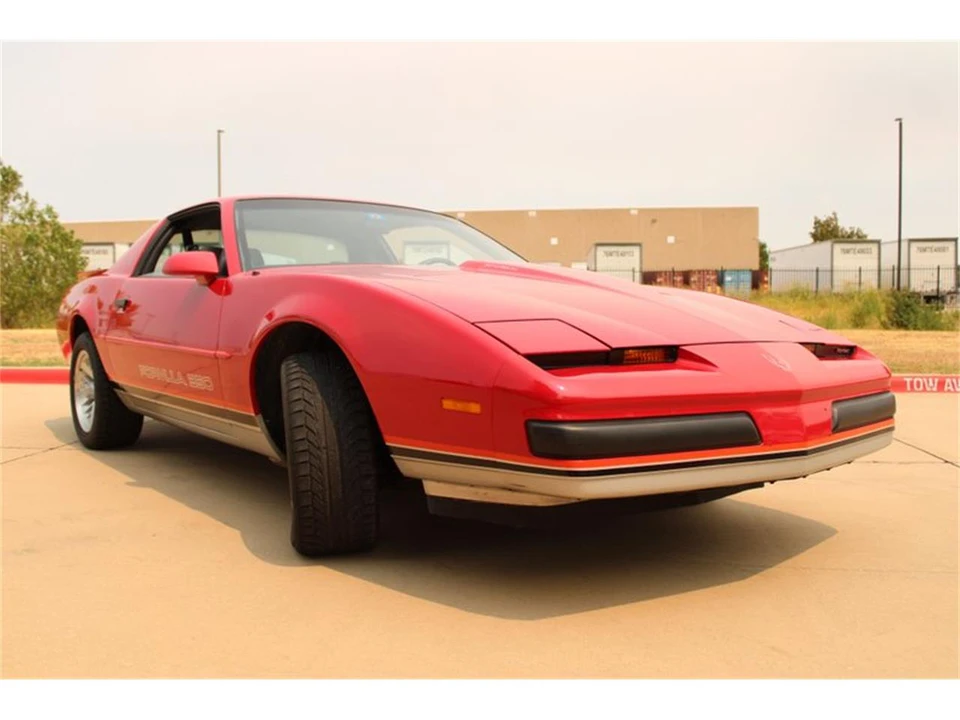 1988 Pontiac Firebird 3rd Gen - Image 26 of 31