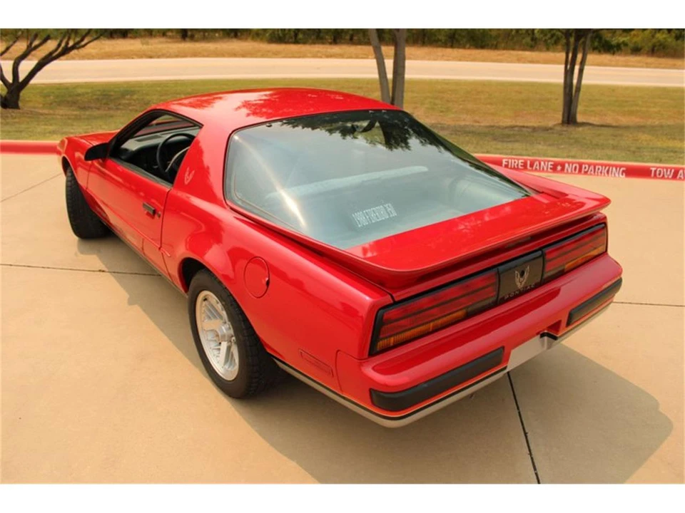 1988 Pontiac Firebird 3rd Gen - Image 8 of 31