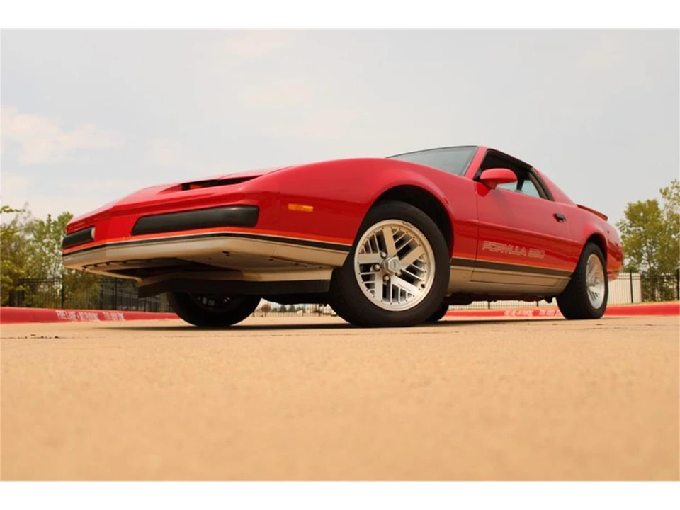 1988 Pontiac Firebird 3rd Gen - Image 4 of 31