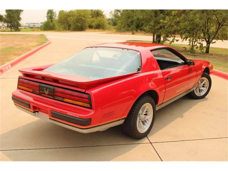 1988 Pontiac Firebird 3rd Gen - Image 19 of 31