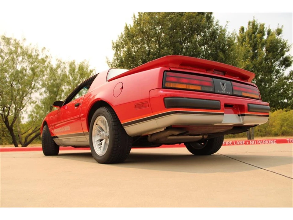 1988 Pontiac Firebird 3rd Gen - Image 15 of 31
