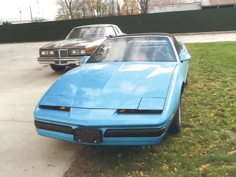 1988 Pontiac Firebird 3rd Gen - Image 2 of 2