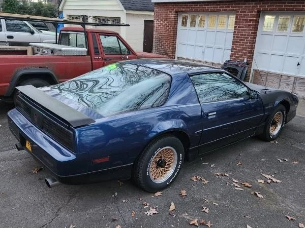1988 Pontiac Firebird 3rd Gen - Image 4 of 17
