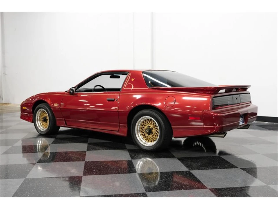 1988 Pontiac Firebird 3rd Gen - Image 6 of 31