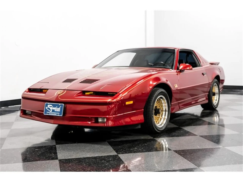 1988 Pontiac Firebird 3rd Gen - Image 17 of 31