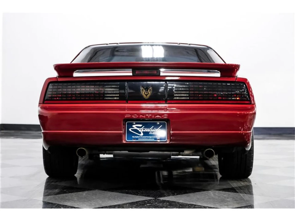 1988 Pontiac Firebird 3rd Gen - Image 9 of 31