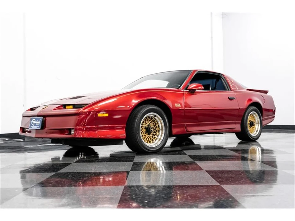 1988 Pontiac Firebird 3rd Gen - Image 19 of 31