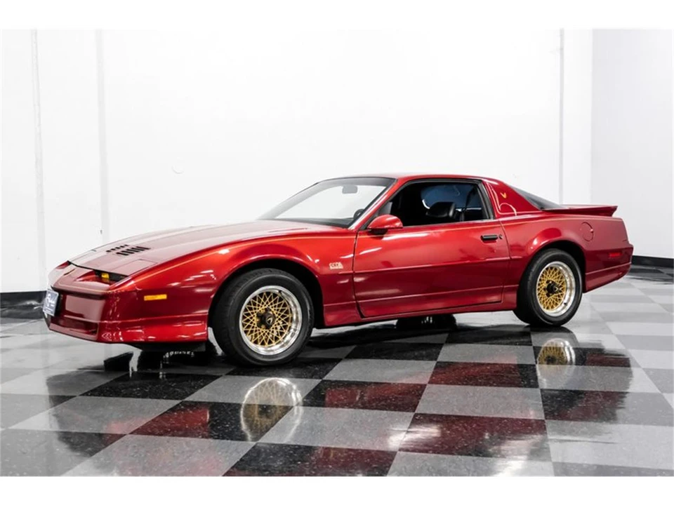 1988 Pontiac Firebird 3rd Gen - Image 5 of 31