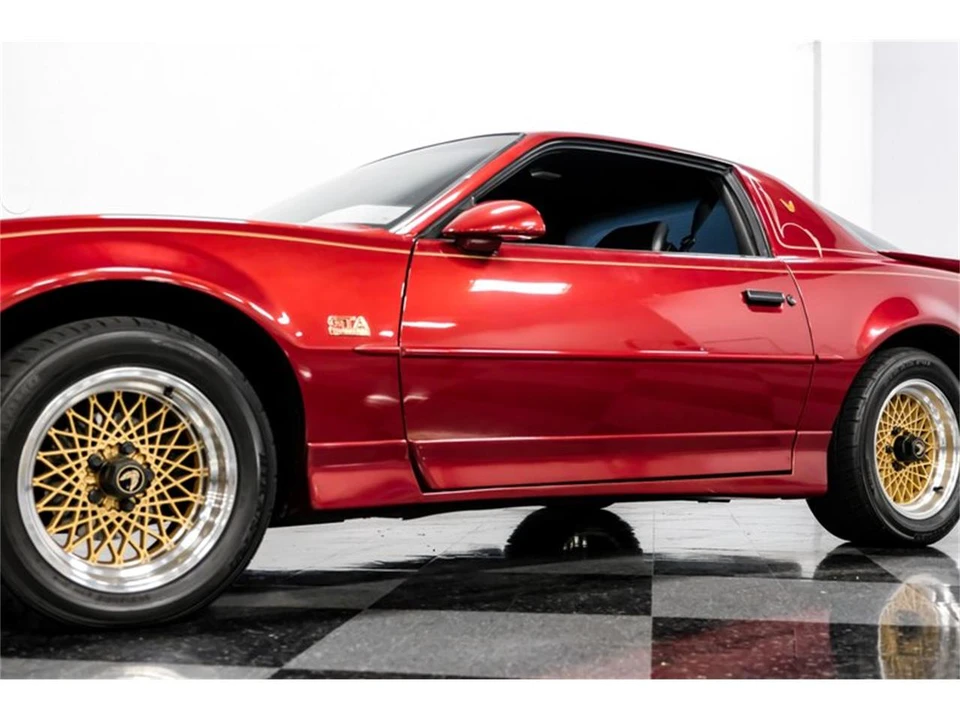 1988 Pontiac Firebird 3rd Gen - Image 20 of 31