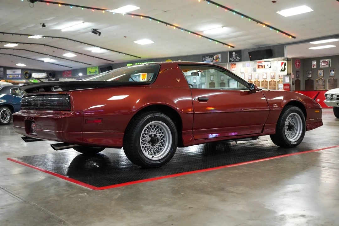 1988 Pontiac Firebird 3rd Gen - Image 23 of 31