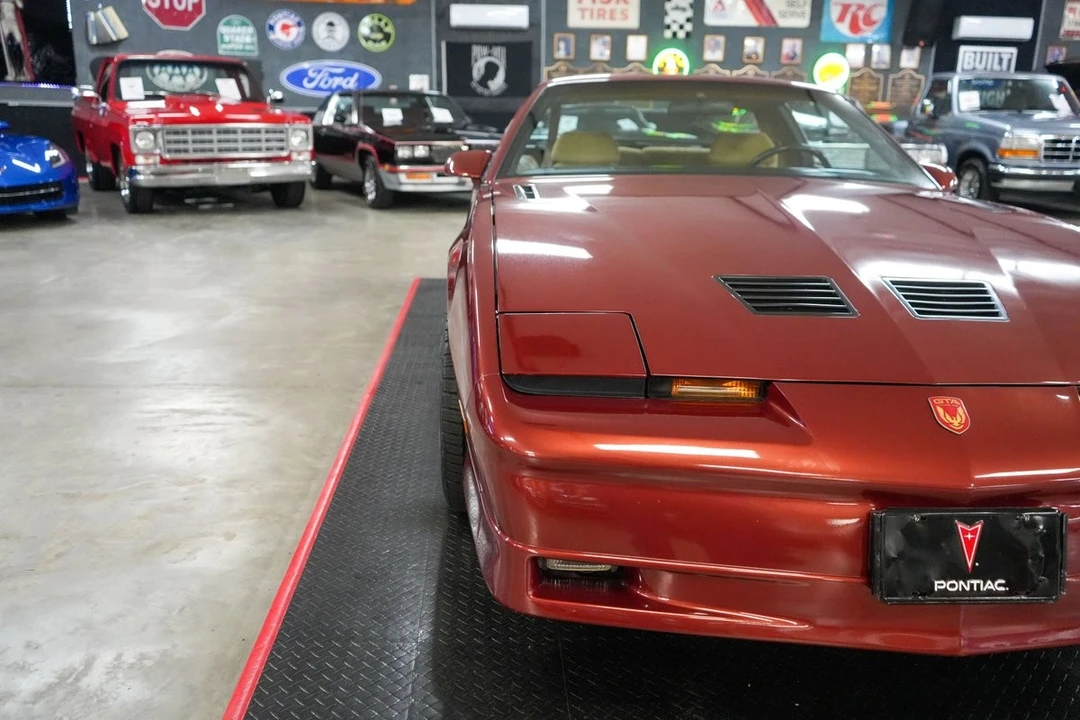 1988 Pontiac Firebird 3rd Gen - Image 29 of 31