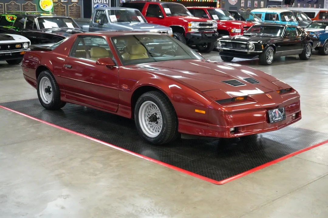 1988 Pontiac Firebird 3rd Gen - Image 8 of 31