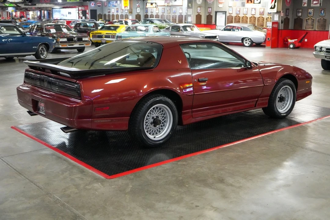 1988 Pontiac Firebird 3rd Gen - Image 6 of 31