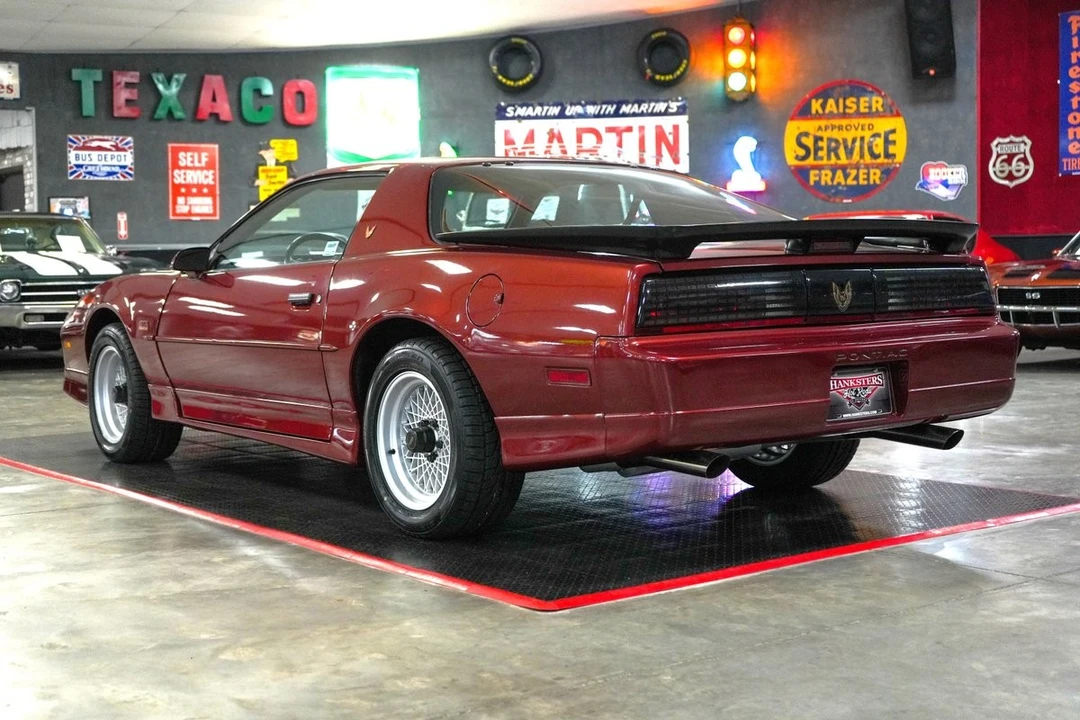 1988 Pontiac Firebird 3rd Gen - Image 21 of 31