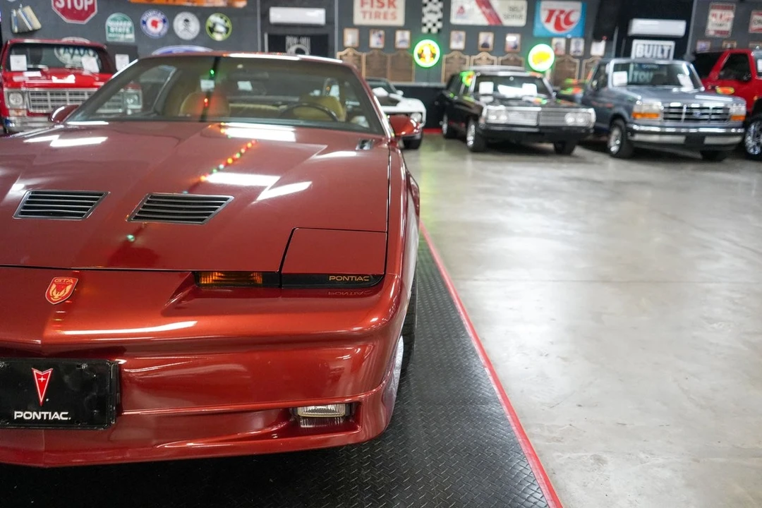 1988 Pontiac Firebird 3rd Gen - Image 28 of 31