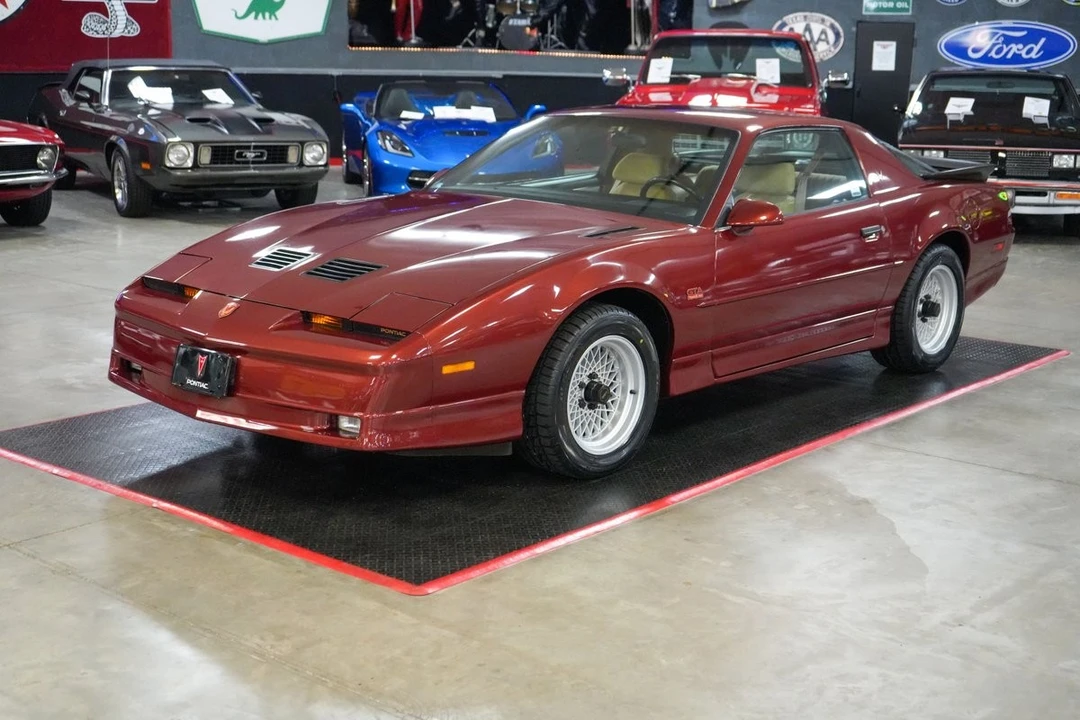 1988 Pontiac Firebird 3rd Gen - Image 2 of 31