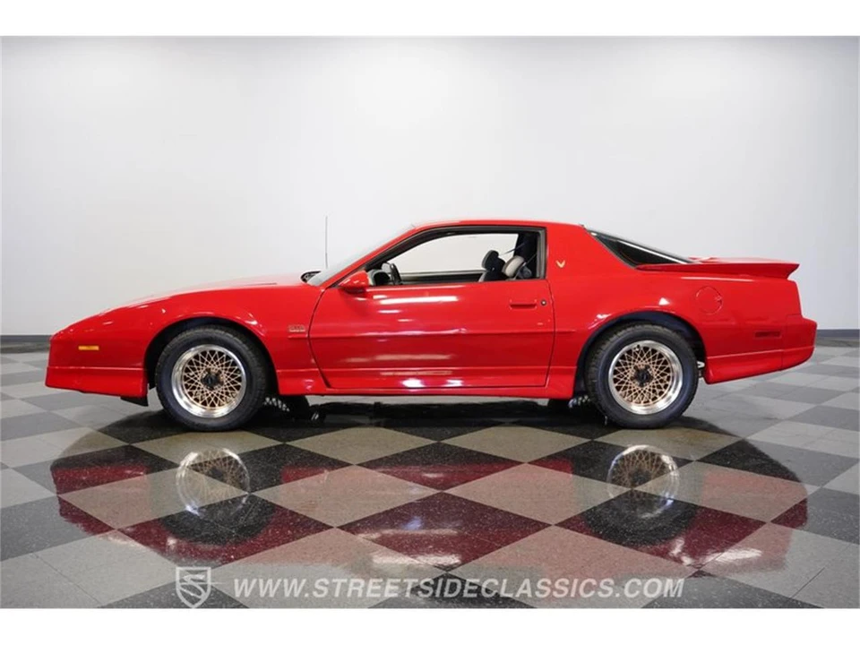 1988 Pontiac Firebird 3rd Gen - Image 6 of 31