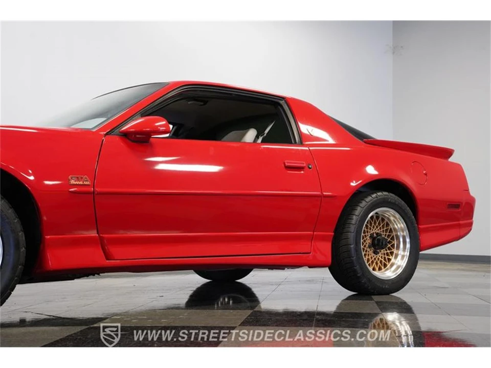 1988 Pontiac Firebird 3rd Gen - Image 21 of 31
