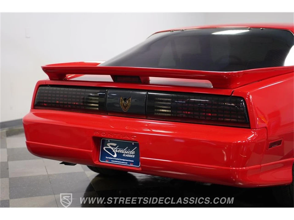 1988 Pontiac Firebird 3rd Gen - Image 25 of 31