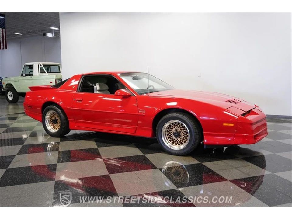 1988 Pontiac Firebird 3rd Gen - Image 14 of 31