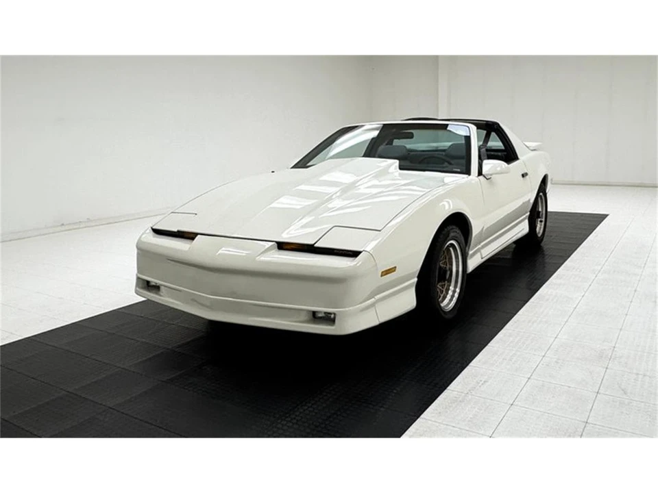 1988 Pontiac Firebird 3rd Gen - Image 2 of 31