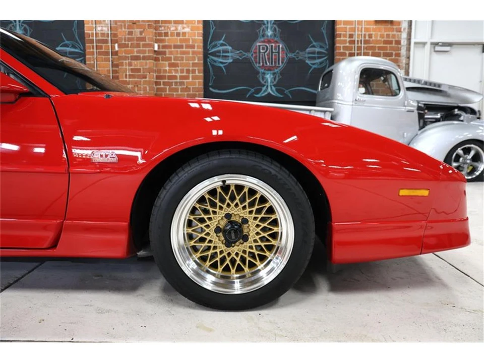 1988 Pontiac Firebird 3rd Gen - Image 12 of 31