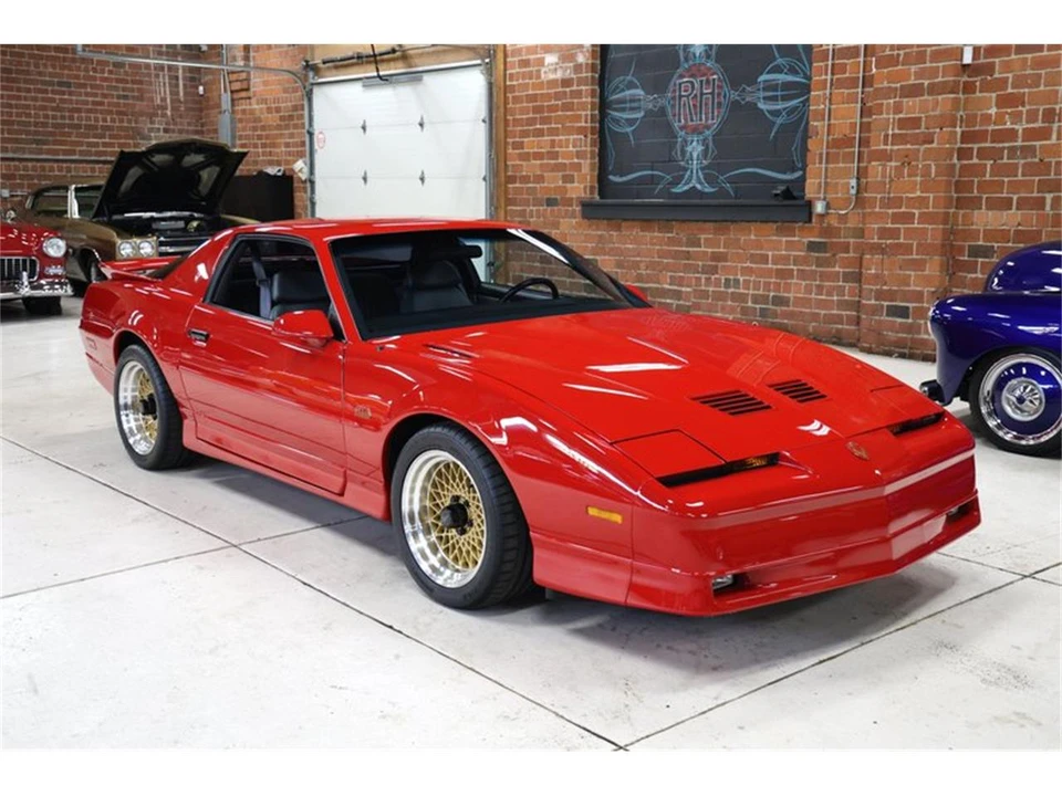 1988 Pontiac Firebird 3rd Gen - Image 3 of 31