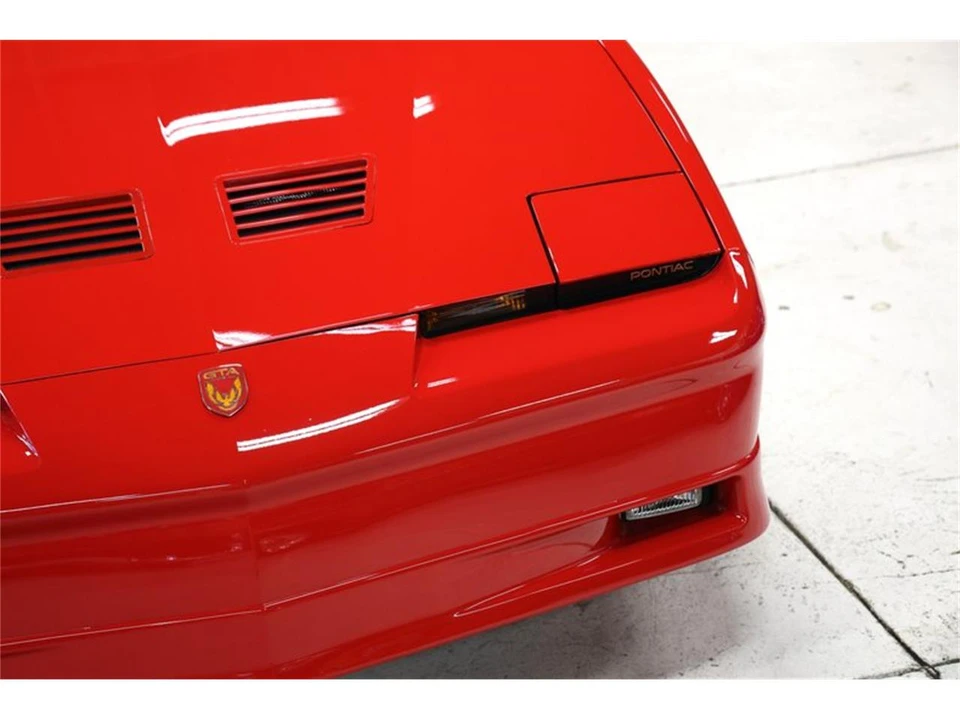 1988 Pontiac Firebird 3rd Gen - Image 8 of 31