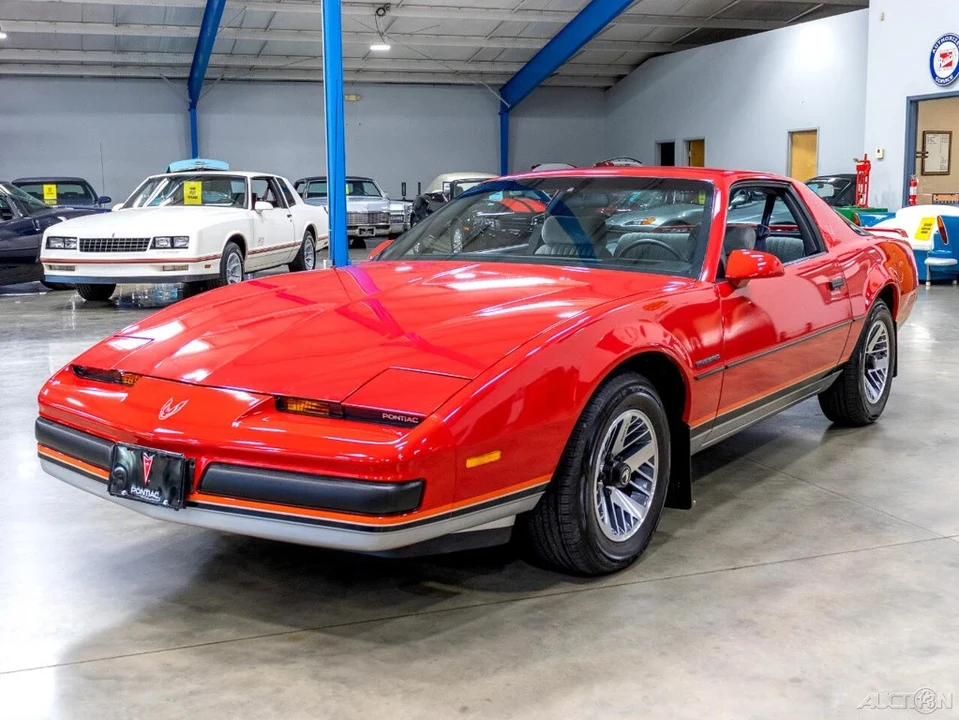 1988 Pontiac Firebird 3rd Gen - Image 3 of 21