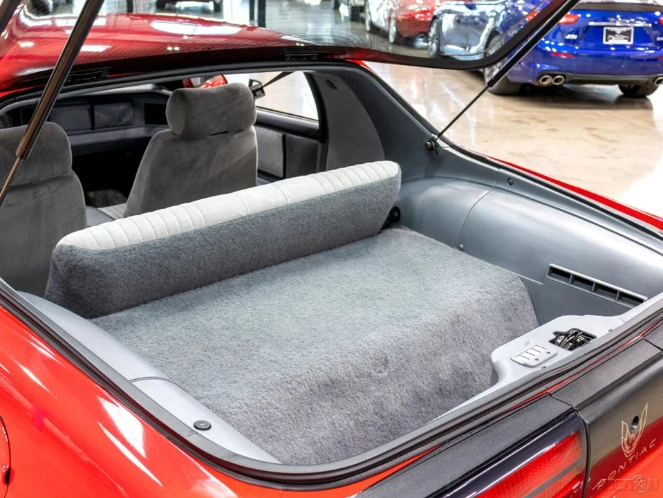 1988 Pontiac Firebird 3rd Gen - Image 17 of 21