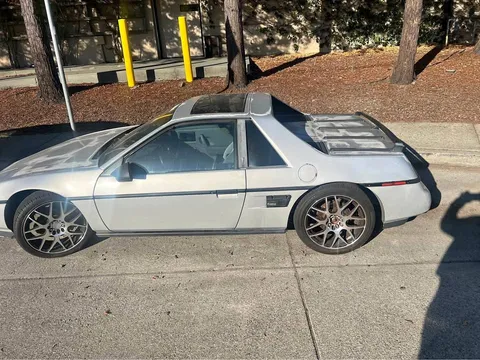 1988 Pontiac Firebird Coupe 2D