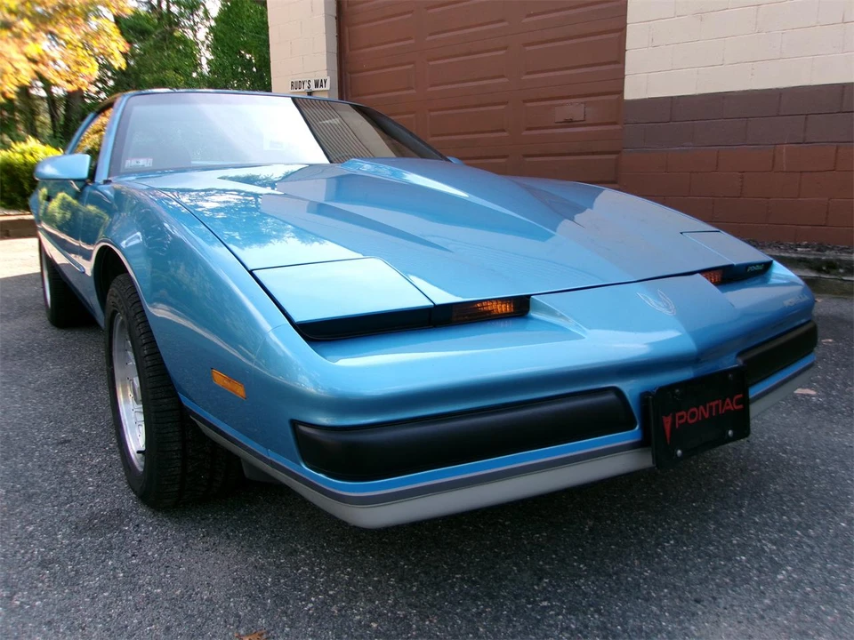 1988 Pontiac Firebird Formula 3rd Gen - Image 14 of 31