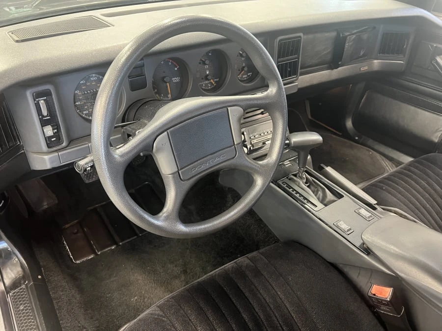 1988 Pontiac Firebird 3rd Gen - Image 4 of 5