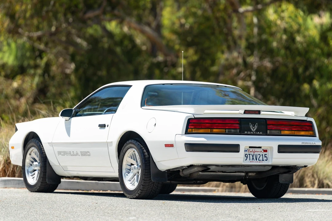 1988 Pontiac Firebird 3rd Gen - Image 4 of 31