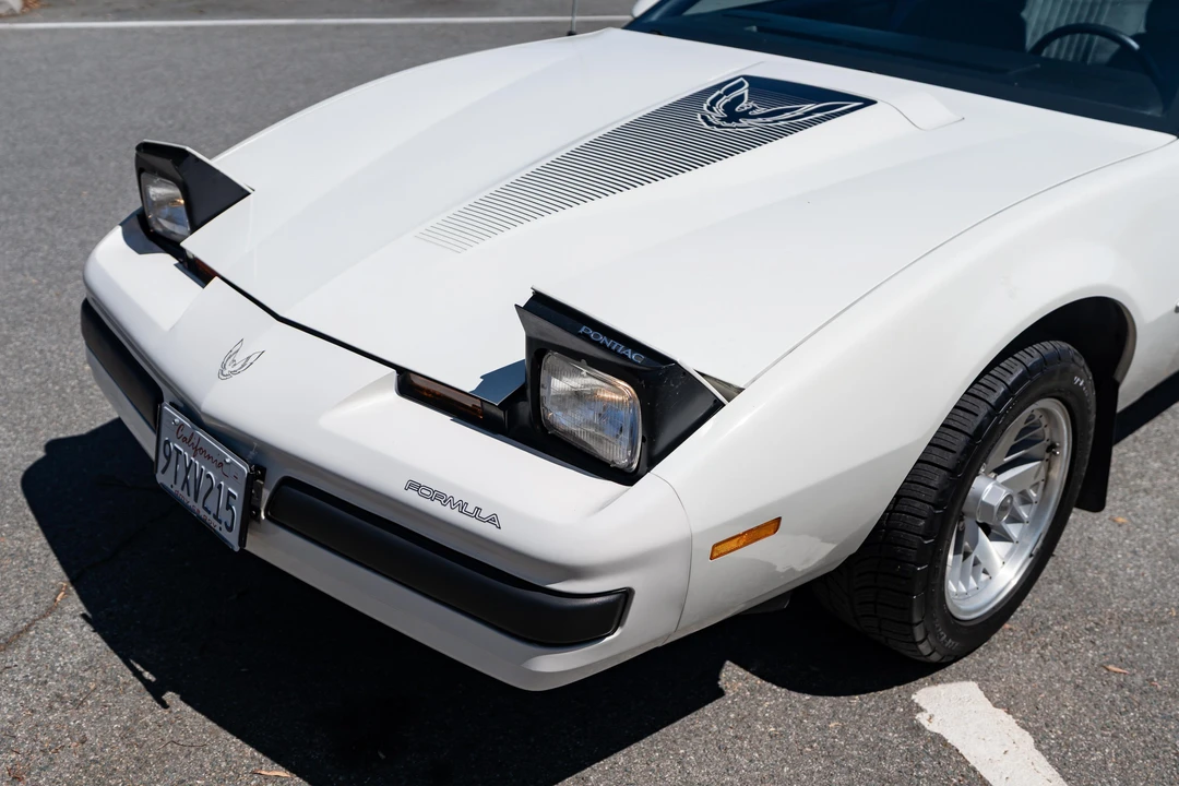 1988 Pontiac Firebird 3rd Gen - Image 17 of 31