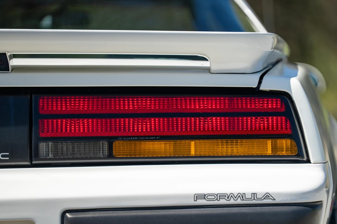 1988 Pontiac Firebird 3rd Gen - Image 23 of 31
