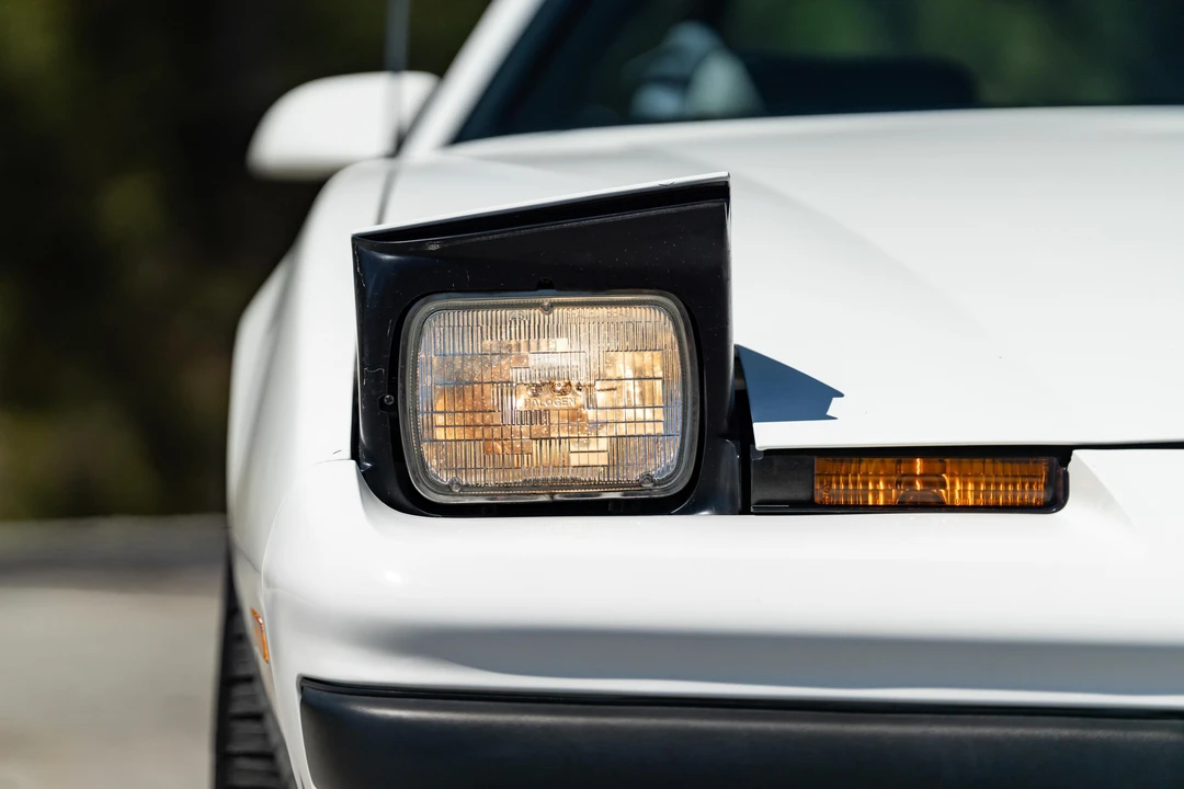 1988 Pontiac Firebird 3rd Gen - Image 10 of 31