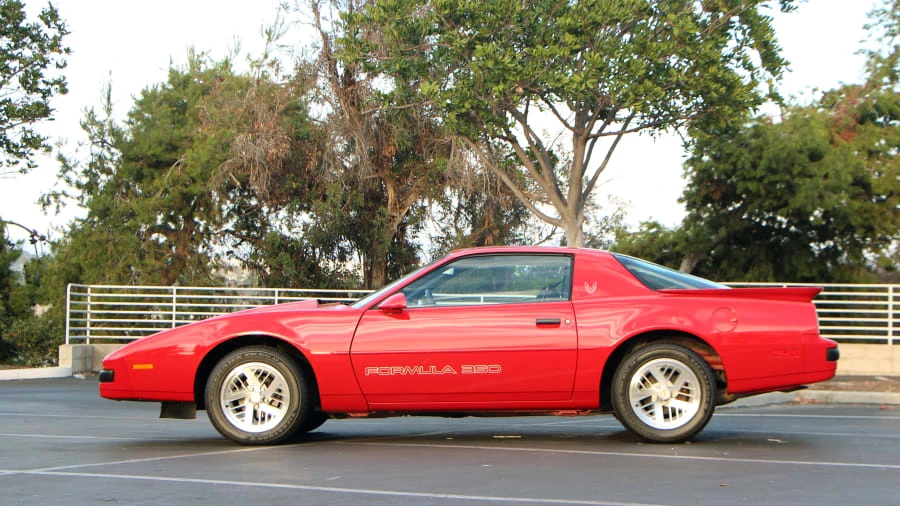 1988 Pontiac Firebird 3rd Gen - Image 8 of 9