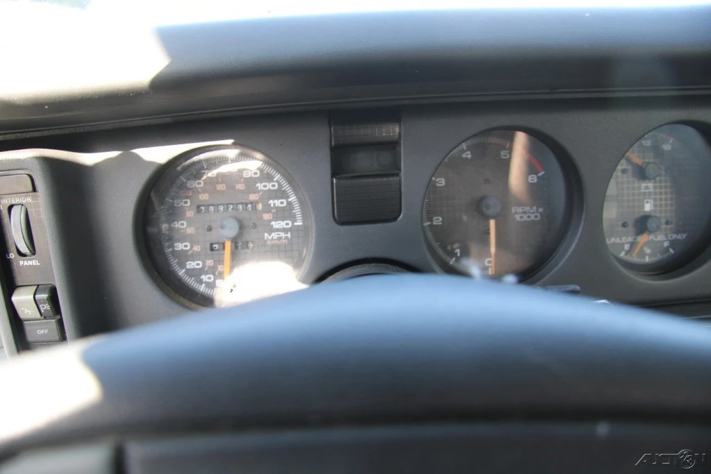 1988 Pontiac Firebird 3rd Gen - Image 16 of 21